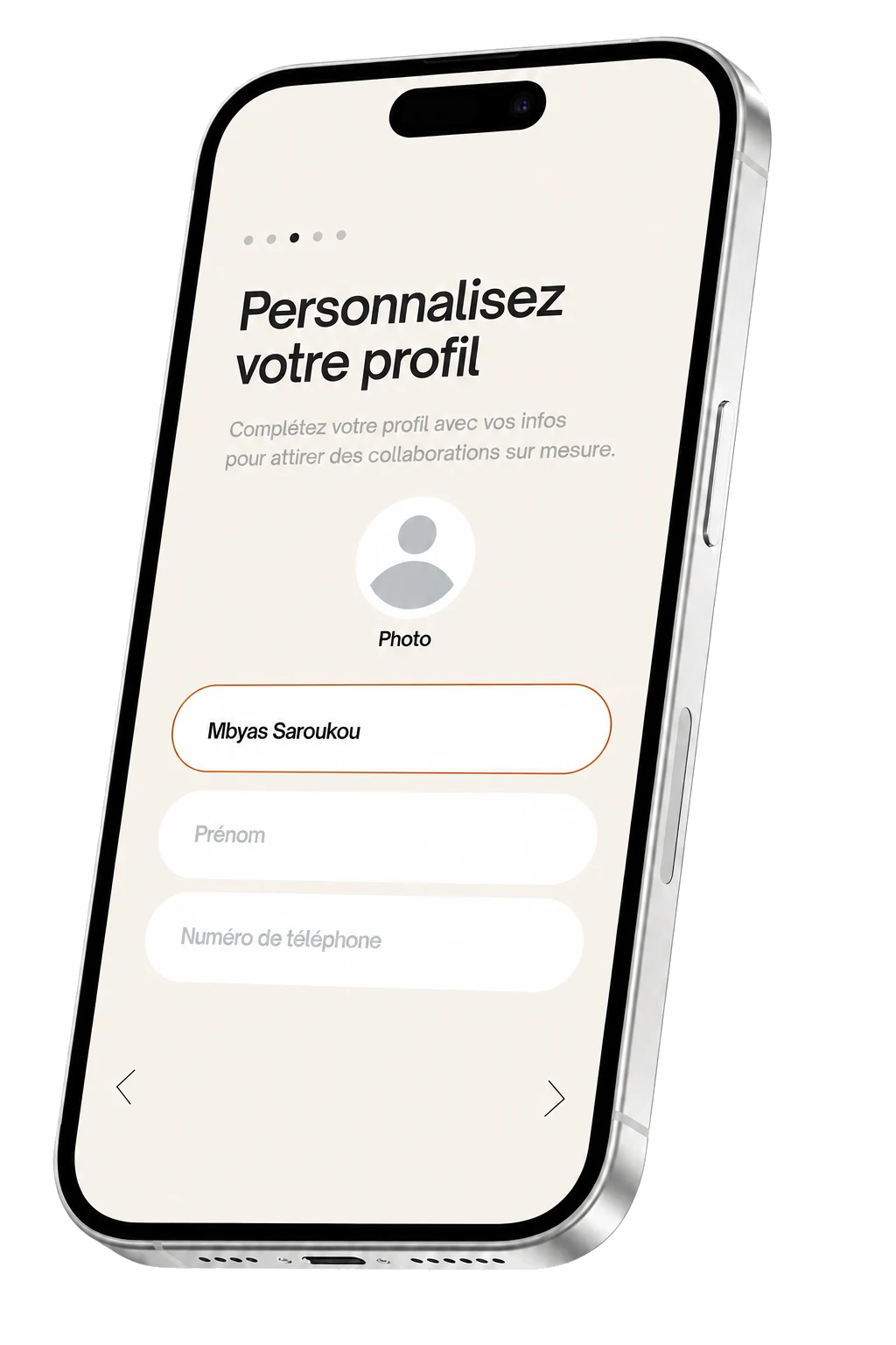 Téléphone Kollabs affichant la personnalisation du profil créateur.